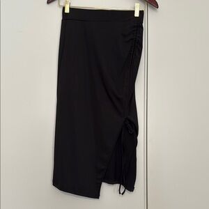 Elegant Tie/Cinch Up Skirt